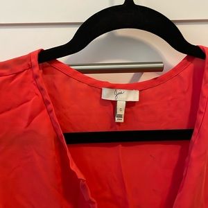 Very cute Joie shirt in need of a steamer (mine is broken 😂)